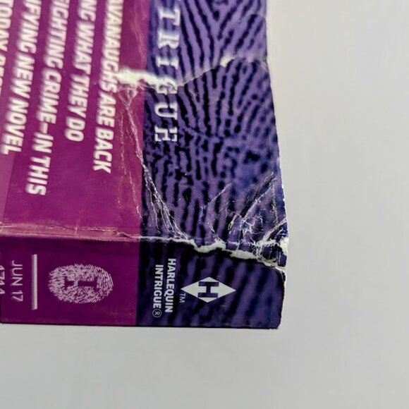 Harlequin Intrigue Set of 21 Paperback Small Various Authors 2016-19 - Picture 8 of 9